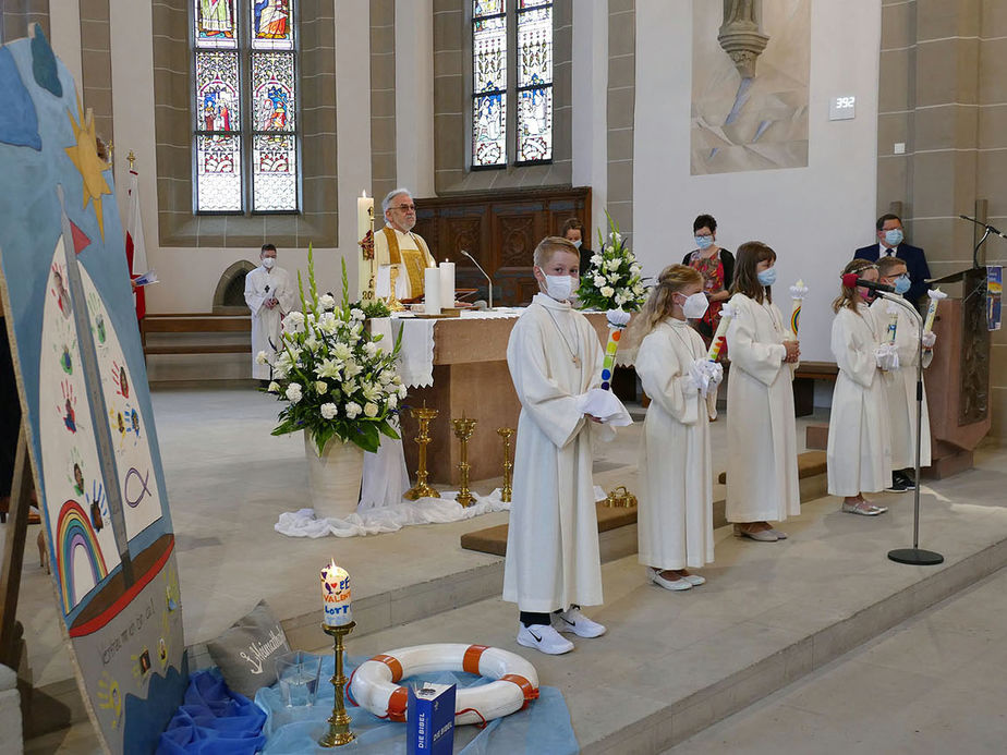 Feier der 1. Heiligen Kommunion in Sankt Crescentius (Foto: Karl-Franz Thiede)